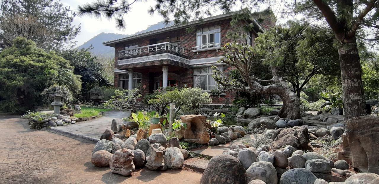 Ri Jing Yuan Homestay Liugui Kültér fotó